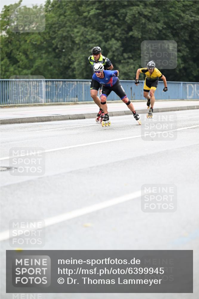 30.06.2024 - hella hamburg halbmarathon Dr. Thomas Lammeyer http://msf.ph/oto/6399945 30.06.2024 08:52:59 Kennedybrücke  meine-sportfotos.de