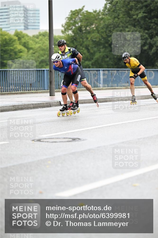 30.06.2024 - hella hamburg halbmarathon Dr. Thomas Lammeyer http://msf.ph/oto/6399981 30.06.2024 08:53:00 Kennedybrücke  meine-sportfotos.de