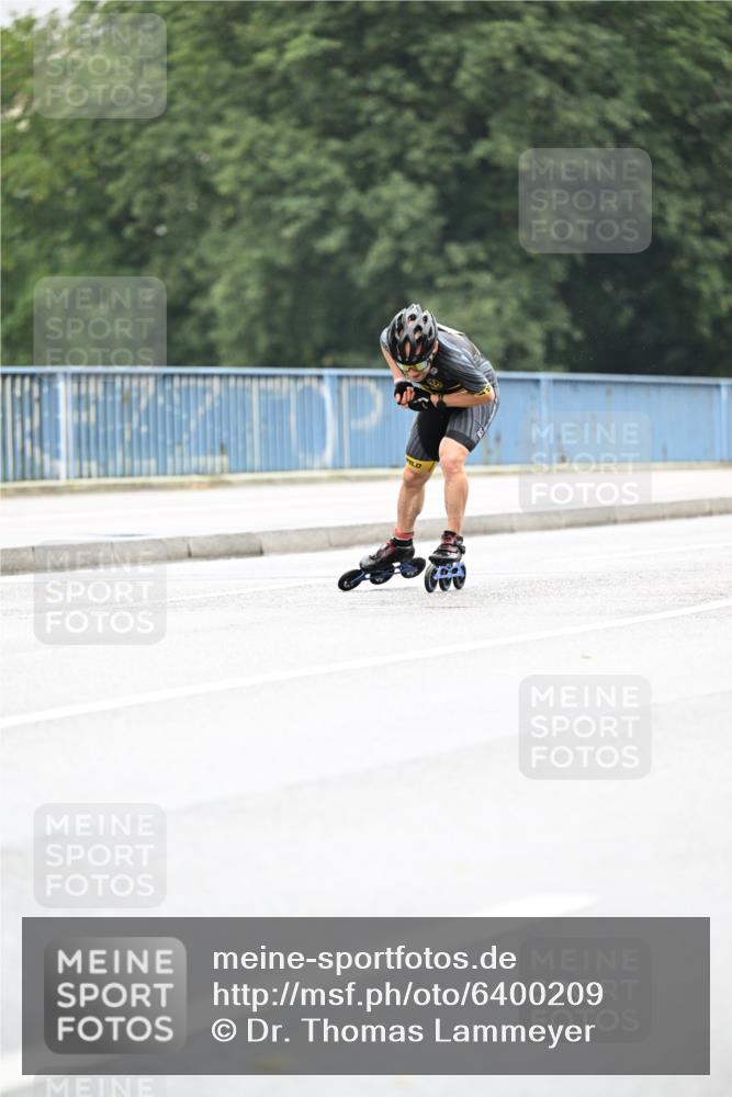 30.06.2024 - hella hamburg halbmarathon Dr. Thomas Lammeyer http://msf.ph/oto/6400209 30.06.2024 08:53:08 Kennedybrücke  meine-sportfotos.de