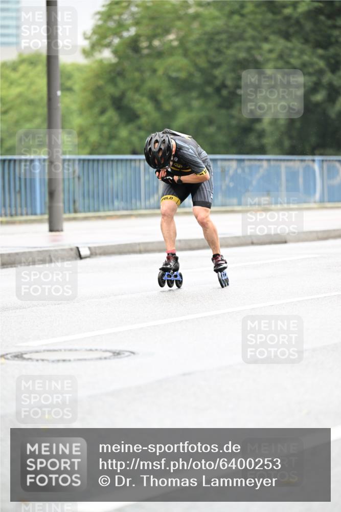 30.06.2024 - hella hamburg halbmarathon Dr. Thomas Lammeyer http://msf.ph/oto/6400253 30.06.2024 08:53:08 Kennedybrücke  meine-sportfotos.de