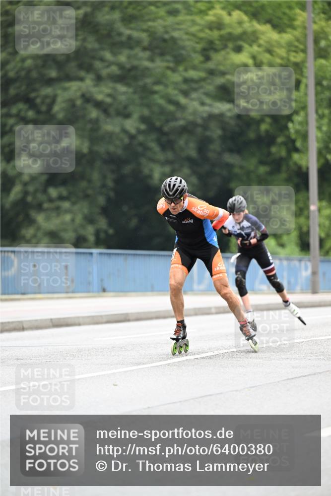 30.06.2024 - hella hamburg halbmarathon Dr. Thomas Lammeyer http://msf.ph/oto/6400380 30.06.2024 08:53:30 Kennedybrücke  meine-sportfotos.de
