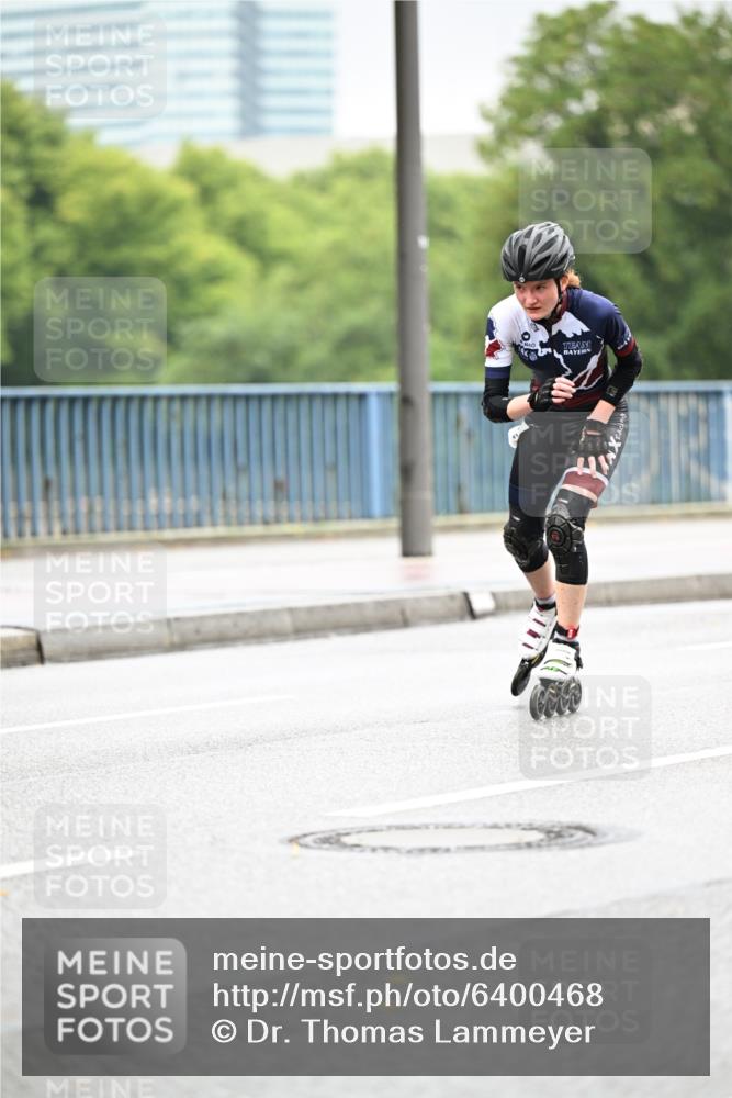 30.06.2024 - hella hamburg halbmarathon Dr. Thomas Lammeyer http://msf.ph/oto/6400468 30.06.2024 08:53:32 Kennedybrücke  meine-sportfotos.de