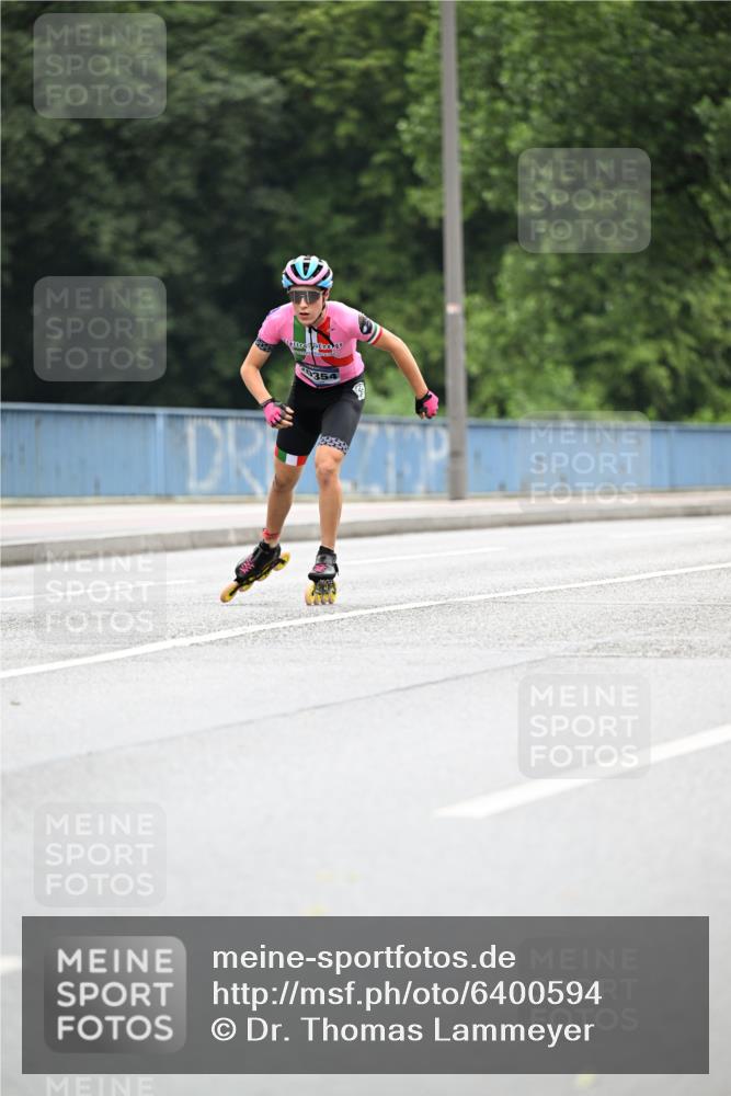 30.06.2024 - hella hamburg halbmarathon Dr. Thomas Lammeyer http://msf.ph/oto/6400594 30.06.2024 08:53:42 Kennedybrücke 0354 meine-sportfotos.de