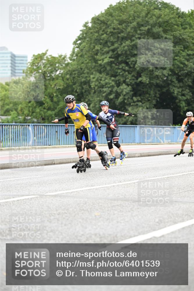 30.06.2024 - hella hamburg halbmarathon Dr. Thomas Lammeyer http://msf.ph/oto/6401539 30.06.2024 08:56:13 Kennedybrücke  meine-sportfotos.de