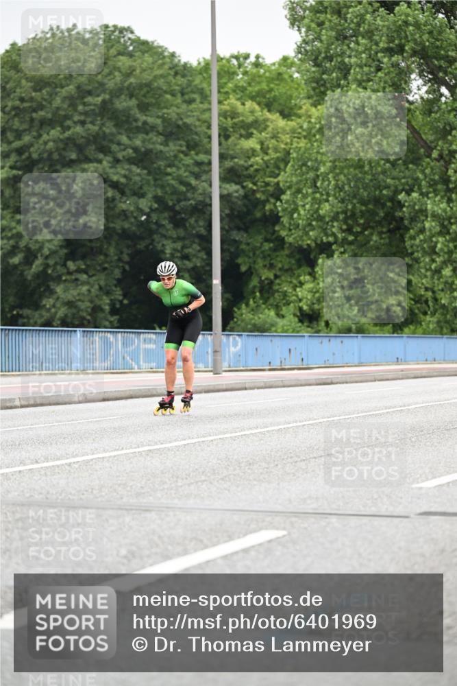 30.06.2024 - hella hamburg halbmarathon Dr. Thomas Lammeyer http://msf.ph/oto/6401969 30.06.2024 08:56:40 Kennedybrücke  meine-sportfotos.de