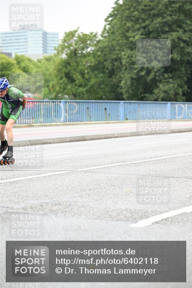 30.06.2024 - hella hamburg halbmarathon Dr. Thomas Lammeyer http://msf.ph/oto/6402118 30.06.2024 08:56:56 Kennedybrücke  meine-sportfotos.de