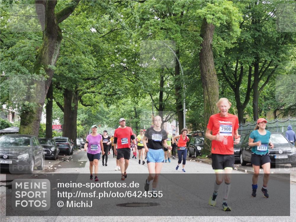 30.06.2024 - hella hamburg halbmarathon MichiJ http://msf.ph/oto/6424555 30.06.2024 11:44:29 Laufen KM 15 1218, 3421, 4577, 5019, 7815, 7908, 9337, 9520, 11779 meine-sportfotos.de