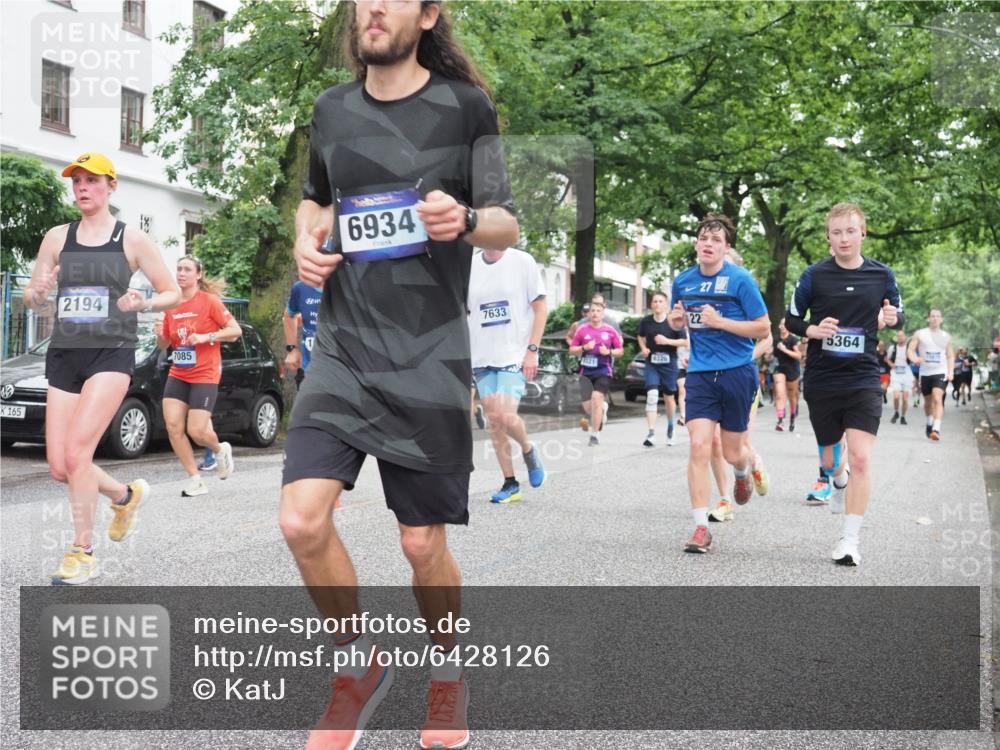 30.06.2024 - hella hamburg halbmarathon KatJ http://msf.ph/oto/6428126 30.06.2024 10:38:20 Laufen KM 15 538, 913, 1400, 1509, 1515, 1793, 2090, 2194, 2232, 2707, 3108, 3114, 3226, 3269, 3637, 4257, 4288, 4471, 4517, 4765, 5099, 5117, 5181, 5211, 5364, 5621, 6023, 6243, 6320, 6321, 6501, 6934, 7085, 7088, 7237, 7379, 7625, 7633, 7694, 8035, 8037, 8663, 9630, 9951, 9996, 10089, 10834, 10878, 10888, 10916, 11007, 11010, 11416, 11431, 11927, 12323, 13289 meine-sportfotos.de