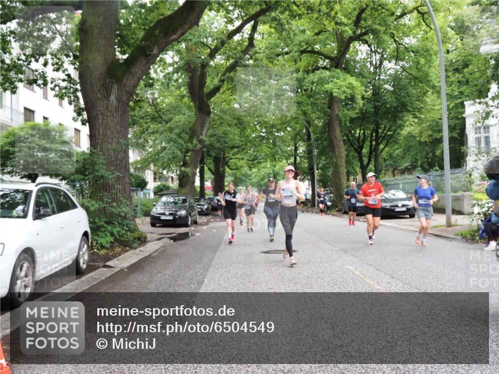 30.06.2024 - hella hamburg halbmarathon MichiJ http://msf.ph/oto/6504549 30.06.2024 11:08:37 Laufen KM 15 1614, 1628, 1714, 1780, 2080, 3063, 4978, 6619, 6865, 8704, 8707, 9764, 10847, 11906, 12066, 12076, 12507 meine-sportfotos.de