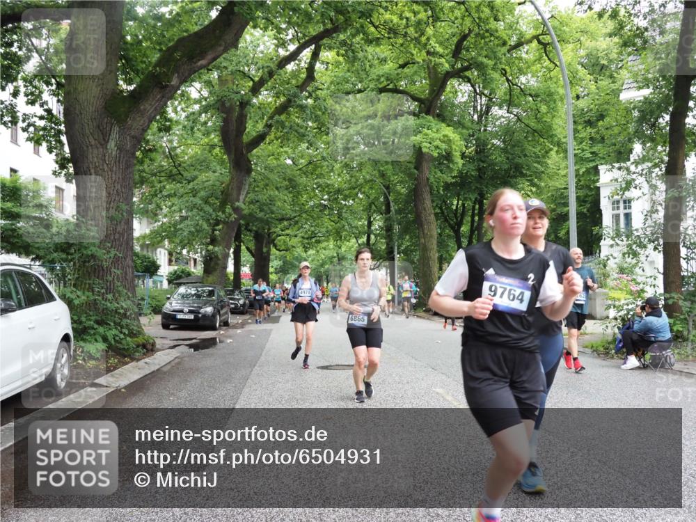 30.06.2024 - hella hamburg halbmarathon MichiJ http://msf.ph/oto/6504931 30.06.2024 11:08:41 Laufen KM 15 1628, 1714, 1780, 3818, 4978, 6619, 6865, 9046, 9764, 12076 meine-sportfotos.de