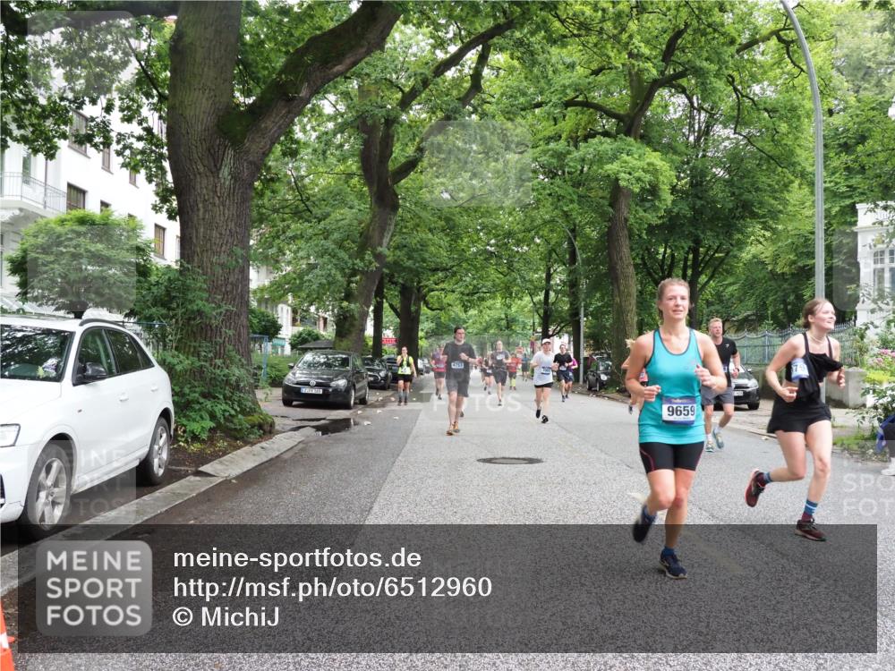 30.06.2024 - hella hamburg halbmarathon MichiJ http://msf.ph/oto/6512960 30.06.2024 11:10:06 Laufen KM 15 909, 1080, 4164, 4753, 5759, 5761, 7001, 7079, 7173, 9219, 9659, 9972, 9976, 11861, 12428, 13433 meine-sportfotos.de