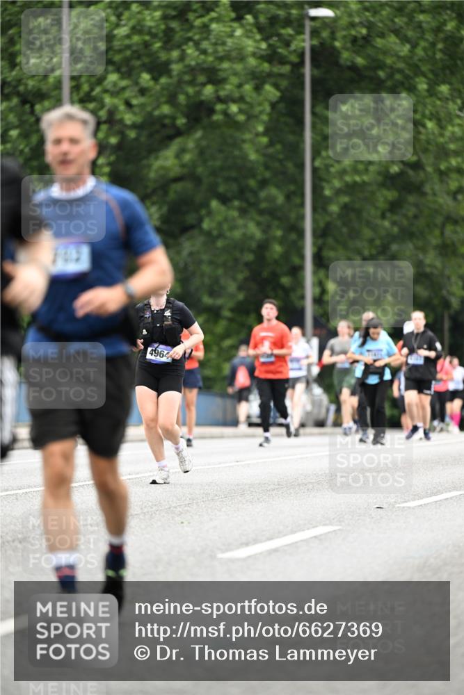 30.06.2024 - hella hamburg halbmarathon Dr. Thomas Lammeyer http://msf.ph/oto/6627369 30.06.2024 11:08:51 Kennedybrücke 742, 3480, 3890, 4090, 4701, 4702, 4964, 5194, 6237, 6381, 6425, 6432, 8005, 8294, 8469, 8582, 8988, 9215, 10012, 11192, 11864, 12354 meine-sportfotos.de