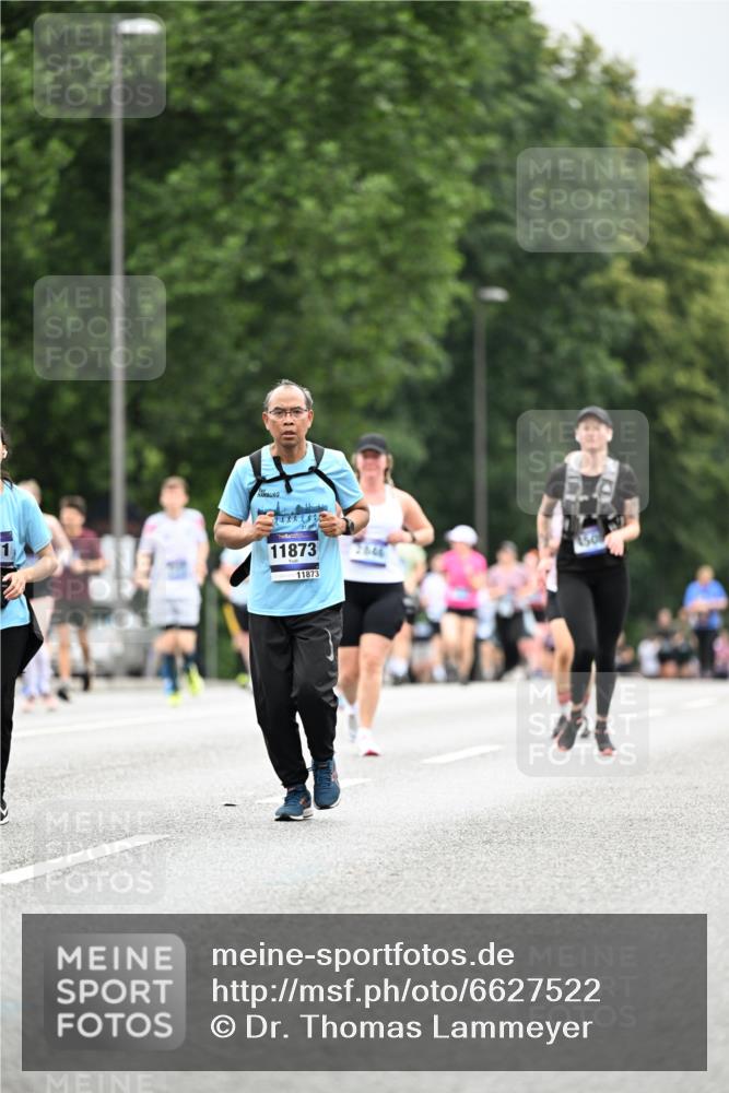 30.06.2024 - hella hamburg halbmarathon Dr. Thomas Lammeyer http://msf.ph/oto/6627522 30.06.2024 11:09:06 Kennedybrücke 2567, 2641, 2846, 3619, 3654, 4508, 4623, 4624, 5039, 5442, 5877, 6237, 6381, 6434, 7821, 8456, 8469, 8582, 8713, 8988, 9738, 9740, 11518, 11871, 11873, 12354, 13424 meine-sportfotos.de