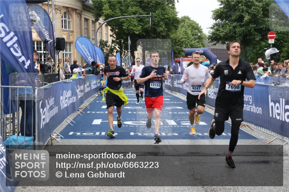 30.06.2024 - hella hamburg halbmarathon Lena Gebhardt http://msf.ph/oto/6663223 30.06.2024 10:38:00 Ziel 2001, 6785, 6826, 7698, 9247, 9381, 10569, 11096, 11366, 11379, 11444, 11694, 12091, 12153 meine-sportfotos.de