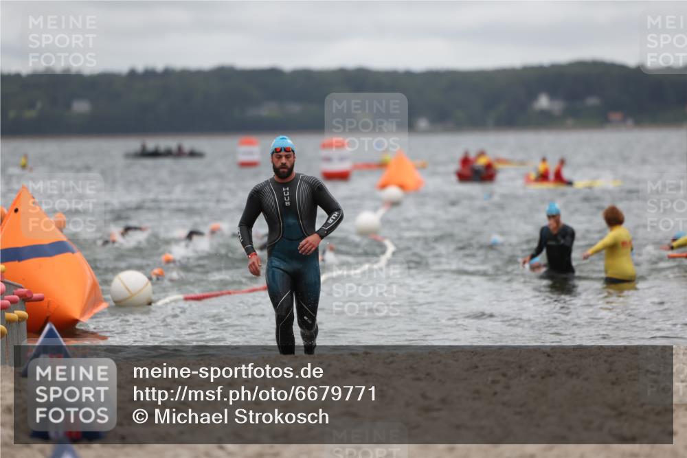 04.08.2024 - OstseeMan Michael Strokosch http://msf.ph/oto/6679771 04.08.2024 09:45:32 Schwimmen 247, 305, 1161, 1168, 1172, 1175, 1176, 1182, 1245 meine-sportfotos.de