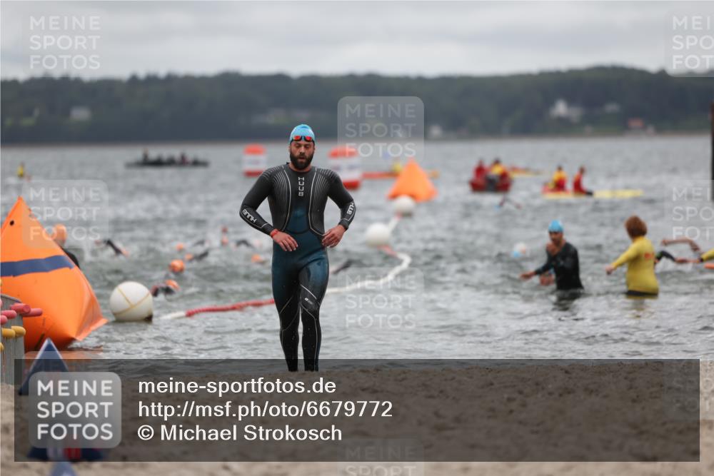 04.08.2024 - OstseeMan Michael Strokosch http://msf.ph/oto/6679772 04.08.2024 09:45:33 Schwimmen 247, 305, 1161, 1168, 1172, 1175, 1176, 1182, 1225, 1245 meine-sportfotos.de