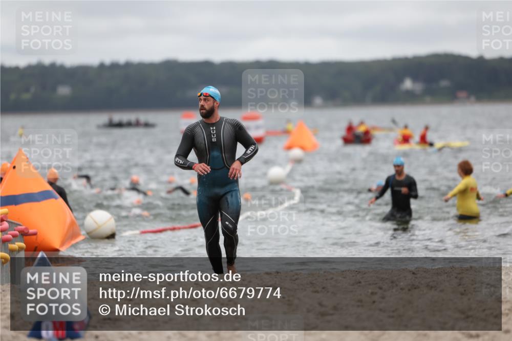 04.08.2024 - OstseeMan Michael Strokosch http://msf.ph/oto/6679774 04.08.2024 09:45:33 Schwimmen 247, 305, 1161, 1168, 1172, 1175, 1176, 1182, 1225, 1245 meine-sportfotos.de