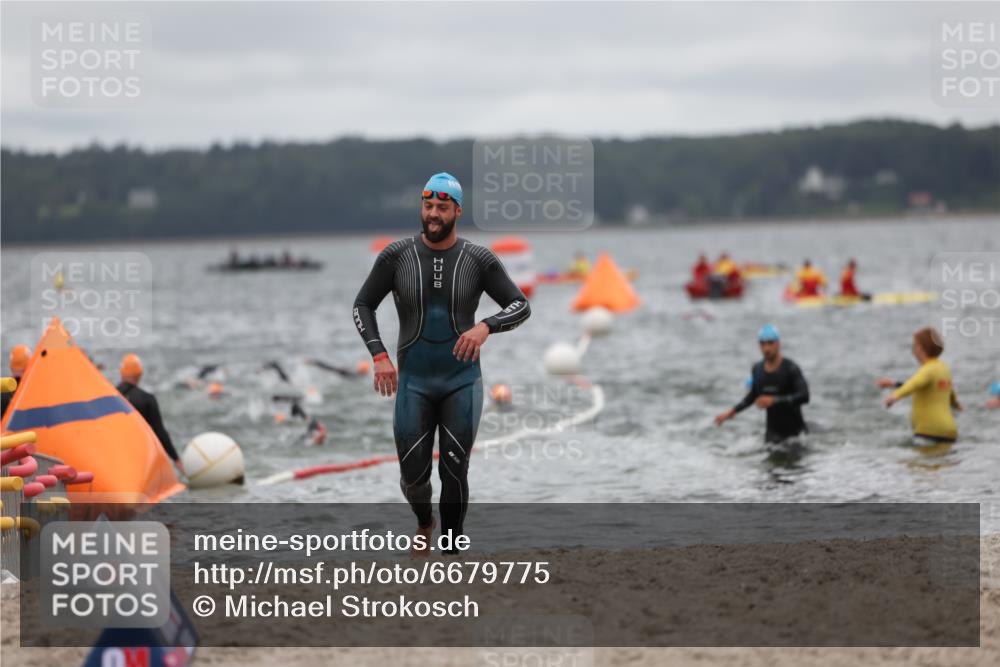 04.08.2024 - OstseeMan Michael Strokosch http://msf.ph/oto/6679775 04.08.2024 09:45:34 Schwimmen 247, 305, 1158, 1161, 1161, 1168, 1172, 1175, 1176, 1182, 1225, 1230, 1245 meine-sportfotos.de