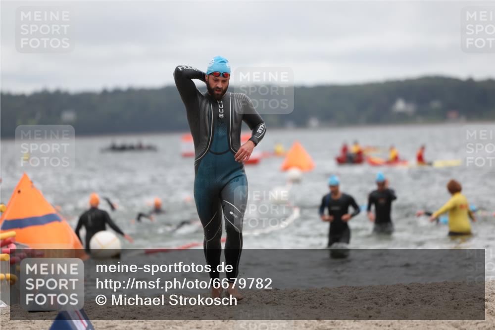04.08.2024 - OstseeMan Michael Strokosch http://msf.ph/oto/6679782 04.08.2024 09:45:36 Schwimmen 227, 247, 305, 1158, 1161, 1161, 1168, 1172, 1175, 1176, 1182, 1193, 1225, 1225, 1230, 1245, 1280 meine-sportfotos.de