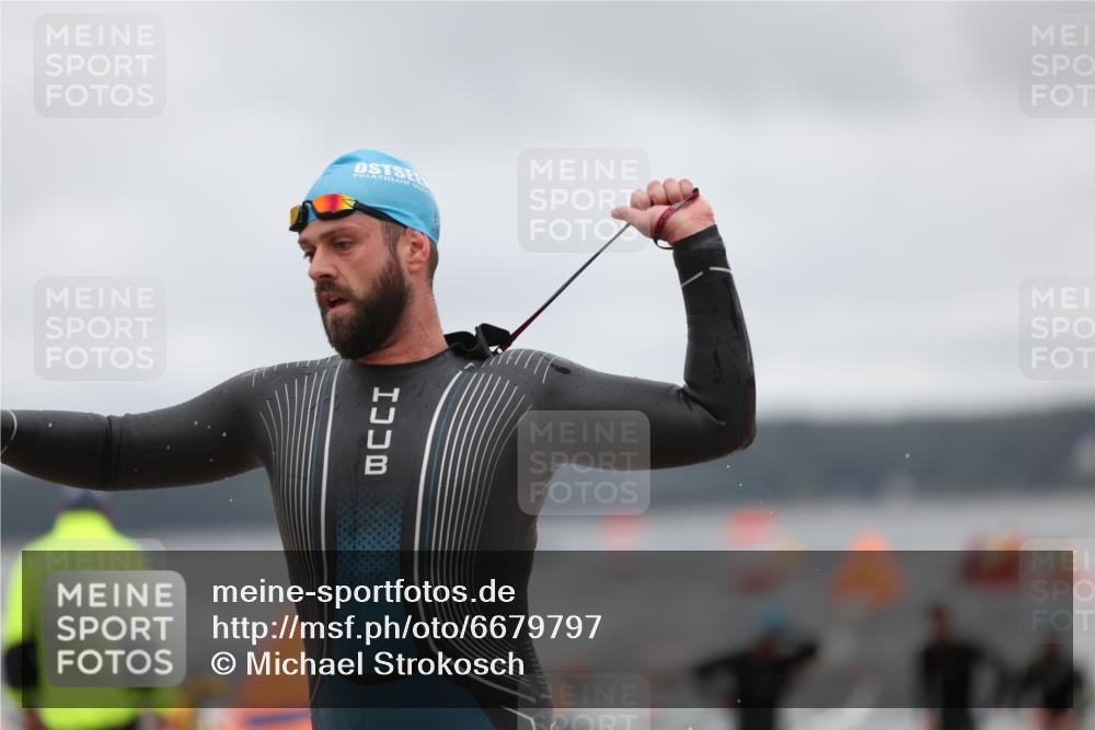04.08.2024 - OstseeMan Michael Strokosch http://msf.ph/oto/6679797 04.08.2024 09:45:40 Schwimmen 227, 247, 305, 1158, 1161, 1161, 1168, 1172, 1175, 1176, 1182, 1193, 1193, 1218, 1218, 1221, 1225, 1225, 1230, 1230, 1245, 1253, 1280, 1280, 1296 meine-sportfotos.de