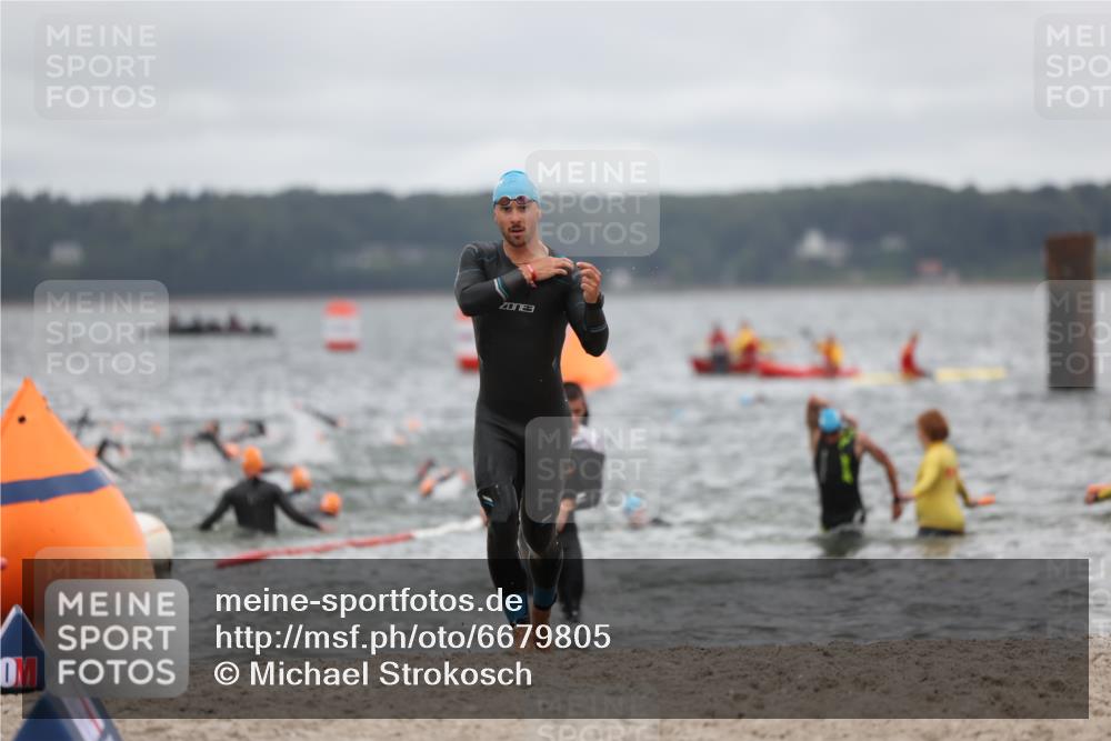 04.08.2024 - OstseeMan Michael Strokosch http://msf.ph/oto/6679805 04.08.2024 09:45:46 Schwimmen 227, 247, 252, 283, 305, 1158, 1161, 1161, 1168, 1172, 1174, 1175, 1176, 1182, 1193, 1193, 1201, 1210, 1210, 1212, 1218, 1218, 1221, 1221, 1225, 1225, 1230, 1230, 1245, 1253, 1280, 1280, 1296, 1296 meine-sportfotos.de