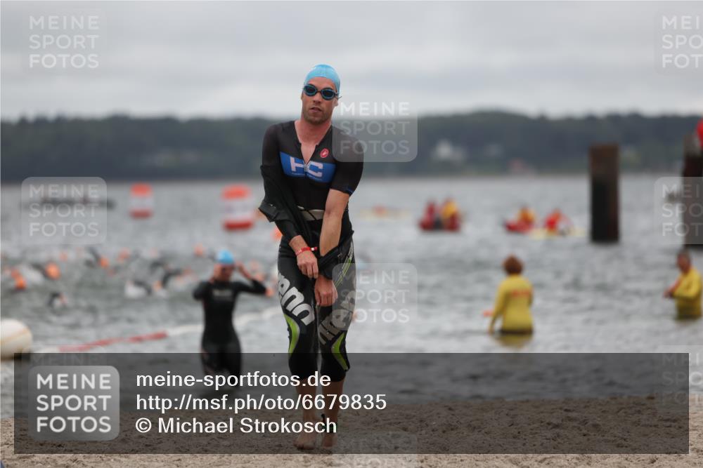 04.08.2024 - OstseeMan Michael Strokosch http://msf.ph/oto/6679835 04.08.2024 09:45:57 Schwimmen 227, 247, 252, 259, 283, 1158, 1161, 1161, 1172, 1173, 1174, 1174, 1182, 1193, 1193, 1201, 1201, 1210, 1210, 1212, 1218, 1218, 1221, 1221, 1225, 1225, 1230, 1230, 1253, 1253, 1280, 1280, 1287, 1287, 1292, 1296, 1296 meine-sportfotos.de