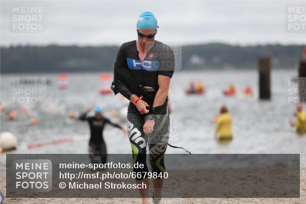 04.08.2024 - OstseeMan Michael Strokosch http://msf.ph/oto/6679840 04.08.2024 09:45:59 Schwimmen 227, 247, 252, 259, 283, 1158, 1161, 1161, 1173, 1174, 1174, 1182, 1193, 1193, 1201, 1201, 1210, 1210, 1212, 1215, 1218, 1218, 1221, 1221, 1225, 1225, 1230, 1230, 1253, 1253, 1280, 1280, 1287, 1287, 1292, 1296, 1296 meine-sportfotos.de