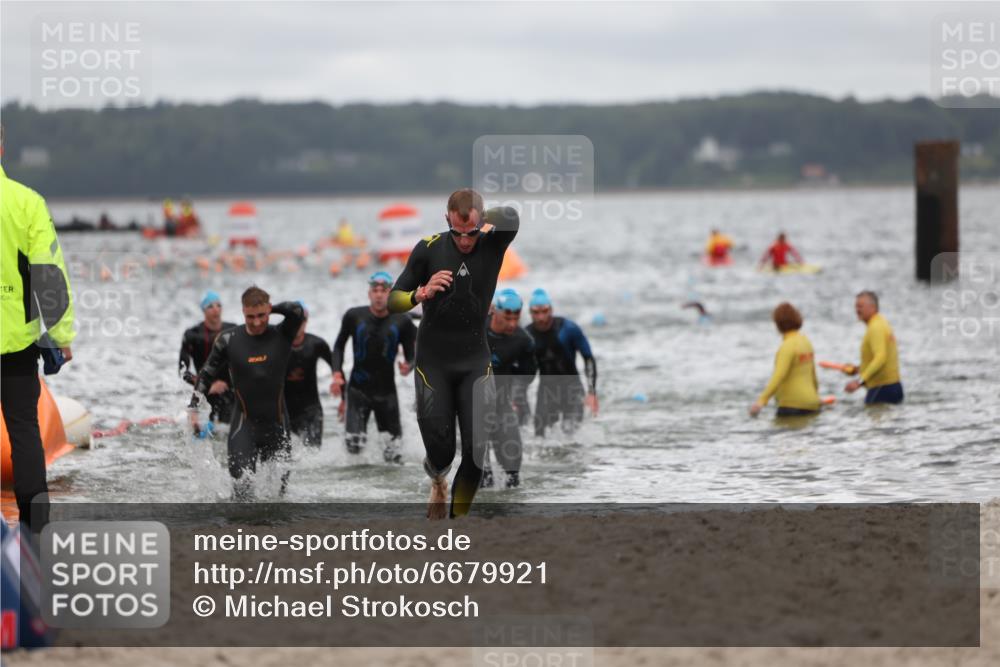 04.08.2024 - OstseeMan Michael Strokosch http://msf.ph/oto/6679921 04.08.2024 09:47:29 Schwimmen 214, 230, 248, 274, 281, 288, 313, 319, 390, 394, 1164, 1199, 1199, 1204, 1257, 1271, 1271, 1272, 1272, 1278, 1282, 1282 meine-sportfotos.de
