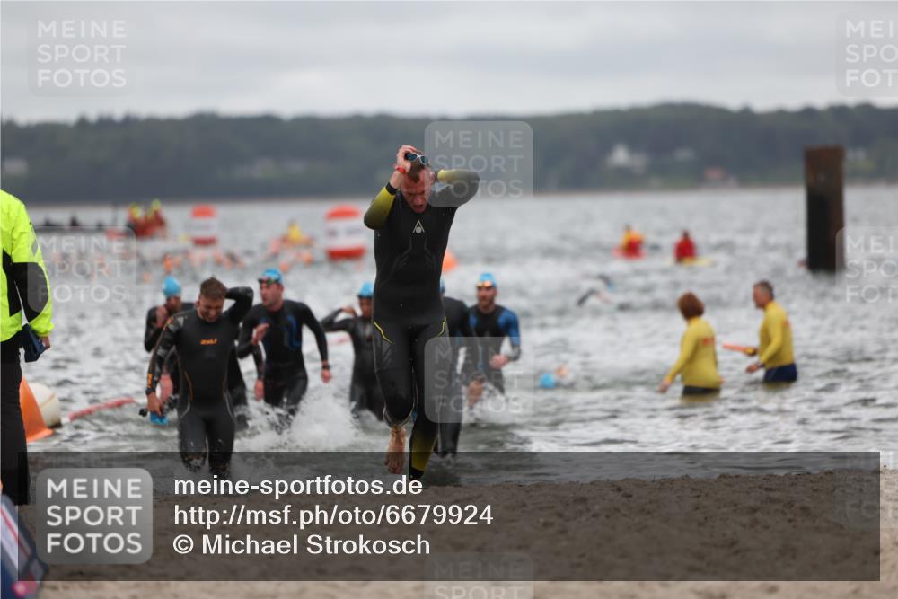 04.08.2024 - OstseeMan Michael Strokosch http://msf.ph/oto/6679924 04.08.2024 09:47:29 Schwimmen 214, 230, 248, 274, 281, 288, 313, 319, 390, 394, 1164, 1199, 1199, 1204, 1257, 1271, 1271, 1272, 1272, 1278, 1282, 1282 meine-sportfotos.de