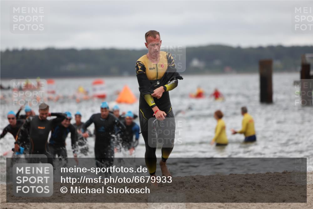 04.08.2024 - OstseeMan Michael Strokosch http://msf.ph/oto/6679933 04.08.2024 09:47:31 Schwimmen 214, 230, 248, 274, 281, 288, 313, 319, 390, 394, 1164, 1199, 1204, 1257, 1271, 1271, 1272, 1272, 1278, 1282, 1282 meine-sportfotos.de
