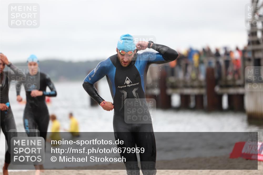 04.08.2024 - OstseeMan Michael Strokosch http://msf.ph/oto/6679959 04.08.2024 09:47:41 Schwimmen 214, 230, 248, 274, 281, 288, 313, 319, 390, 394, 395, 1164, 1196, 1204, 1214, 1229, 1237, 1257, 1260, 1261, 1272, 1283, 1284, 1284 meine-sportfotos.de
