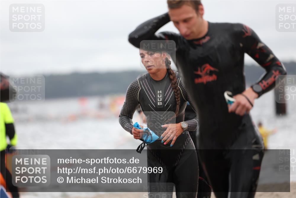 04.08.2024 - OstseeMan Michael Strokosch http://msf.ph/oto/6679969 04.08.2024 09:47:45 Schwimmen 214, 230, 248, 274, 281, 313, 319, 390, 394, 395, 1167, 1196, 1214, 1228, 1229, 1233, 1237, 1237, 1242, 1249, 1257, 1260, 1261, 1272, 1283, 1284, 1284 meine-sportfotos.de