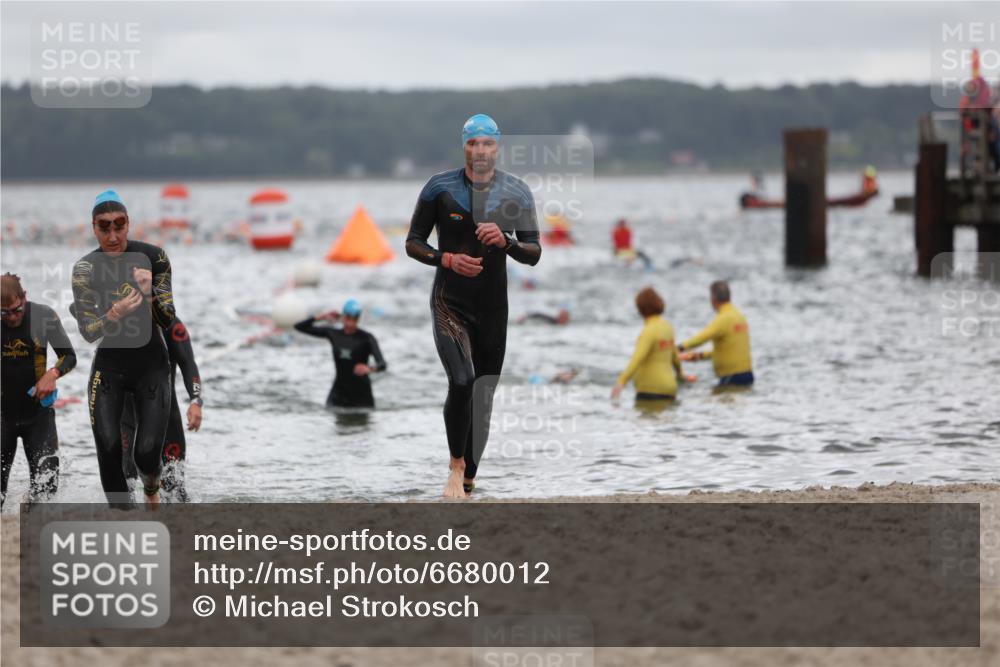 04.08.2024 - OstseeMan Michael Strokosch http://msf.ph/oto/6680012 04.08.2024 09:48:17 Schwimmen 215, 287, 295, 298, 315, 332, 1163, 1163, 1165, 1165, 1184, 1184, 1186, 1200, 1200, 1213, 1213, 1216, 1216, 1217, 1220, 1220, 1228, 1236, 1236, 1242, 1248, 1248, 1249, 1250, 1250, 1252, 1264, 1264, 1273, 1273, 1277, 1277, 1293, 1293 meine-sportfotos.de
