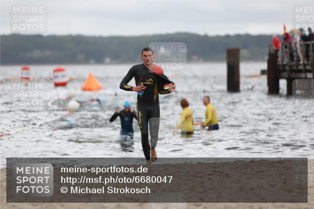 04.08.2024 - OstseeMan Michael Strokosch http://msf.ph/oto/6680047 04.08.2024 09:48:38 Schwimmen 215, 295, 298, 308, 315, 345, 1184, 1184, 1185, 1186, 1188, 1200, 1200, 1202, 1202, 1216, 1216, 1269, 1269, 1277, 1293, 1293 meine-sportfotos.de