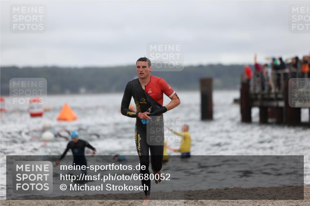 04.08.2024 - OstseeMan Michael Strokosch http://msf.ph/oto/6680052 04.08.2024 09:48:40 Schwimmen 295, 308, 315, 345, 1184, 1185, 1186, 1188, 1200, 1200, 1202, 1202, 1216, 1216, 1238, 1269, 1269, 1277, 1293, 1293 meine-sportfotos.de