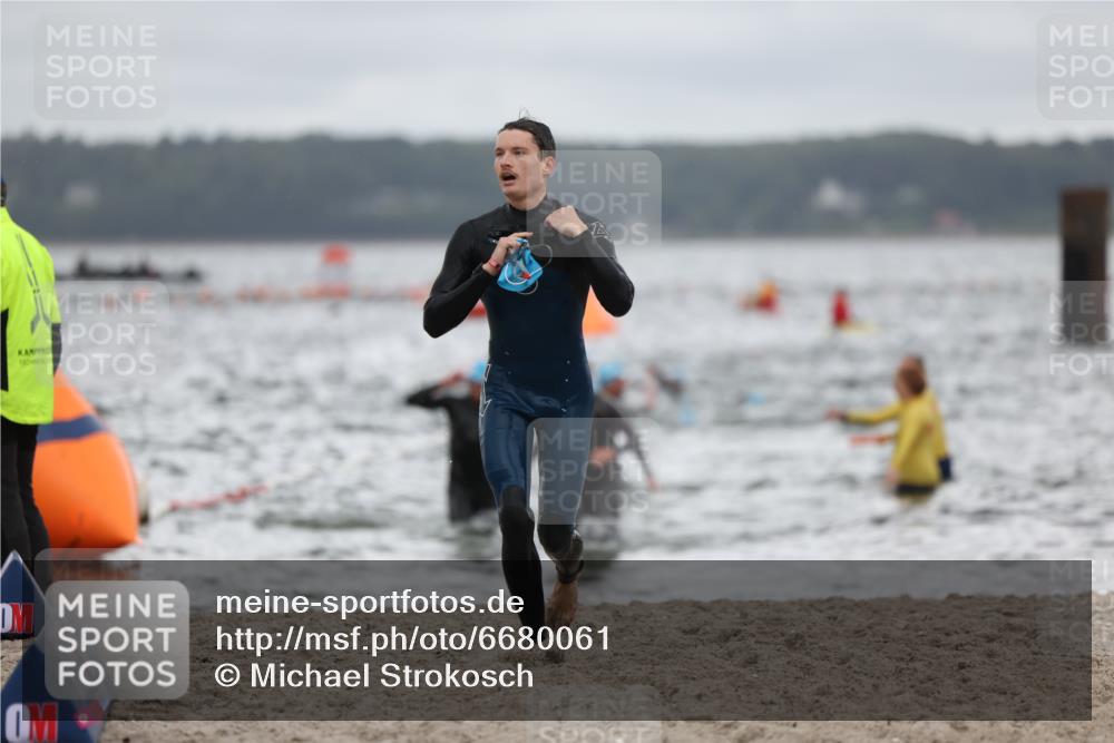 04.08.2024 - OstseeMan Michael Strokosch http://msf.ph/oto/6680061 04.08.2024 09:48:49 Schwimmen 297, 308, 345, 362, 1156, 1185, 1188, 1197, 1197, 1202, 1202, 1238, 1247, 1247, 1269 meine-sportfotos.de
