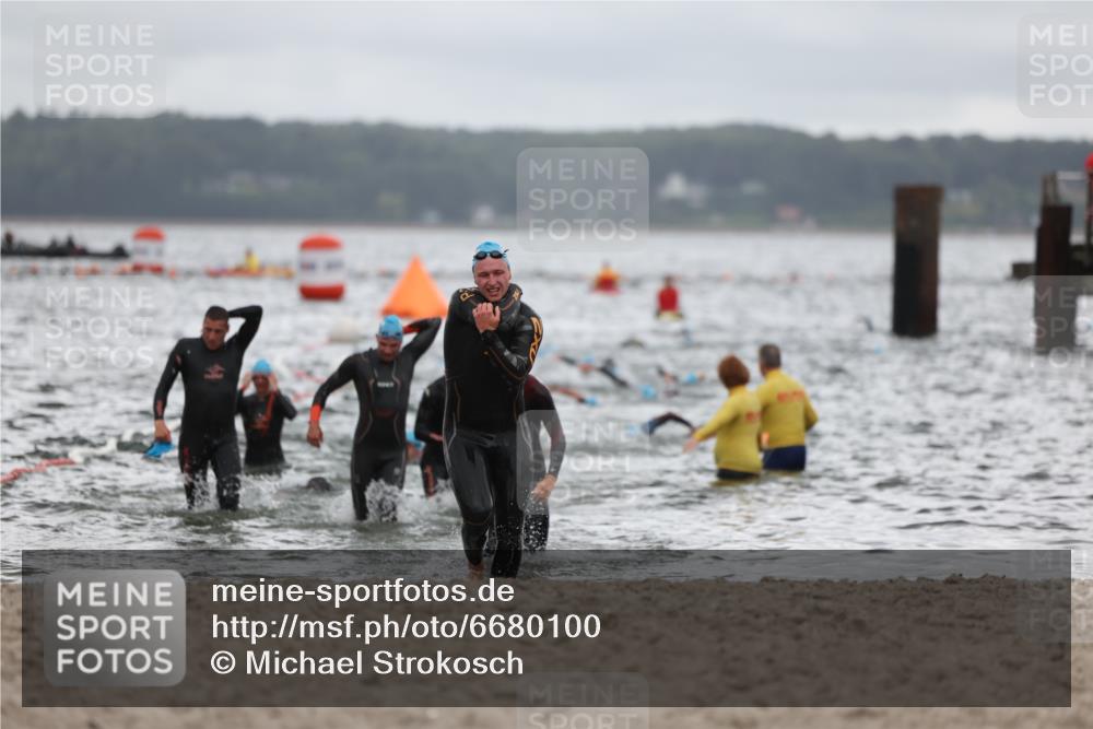 04.08.2024 - OstseeMan Michael Strokosch http://msf.ph/oto/6680100 04.08.2024 09:49:16 Schwimmen 220, 258, 262, 278, 297, 318, 357, 359, 364, 386, 1156, 1156, 1171, 1197, 1198, 1247, 1247 meine-sportfotos.de