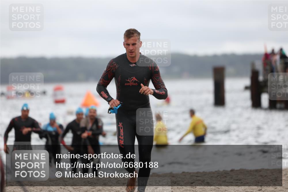 04.08.2024 - OstseeMan Michael Strokosch http://msf.ph/oto/6680188 04.08.2024 09:49:58 Schwimmen 228, 232, 253, 275, 276, 290, 299, 300, 351, 1177, 1187, 1192, 1223, 1224, 1232, 1232, 1235, 1246, 1246, 1263, 1267, 1270, 1288, 1294, 1298 meine-sportfotos.de