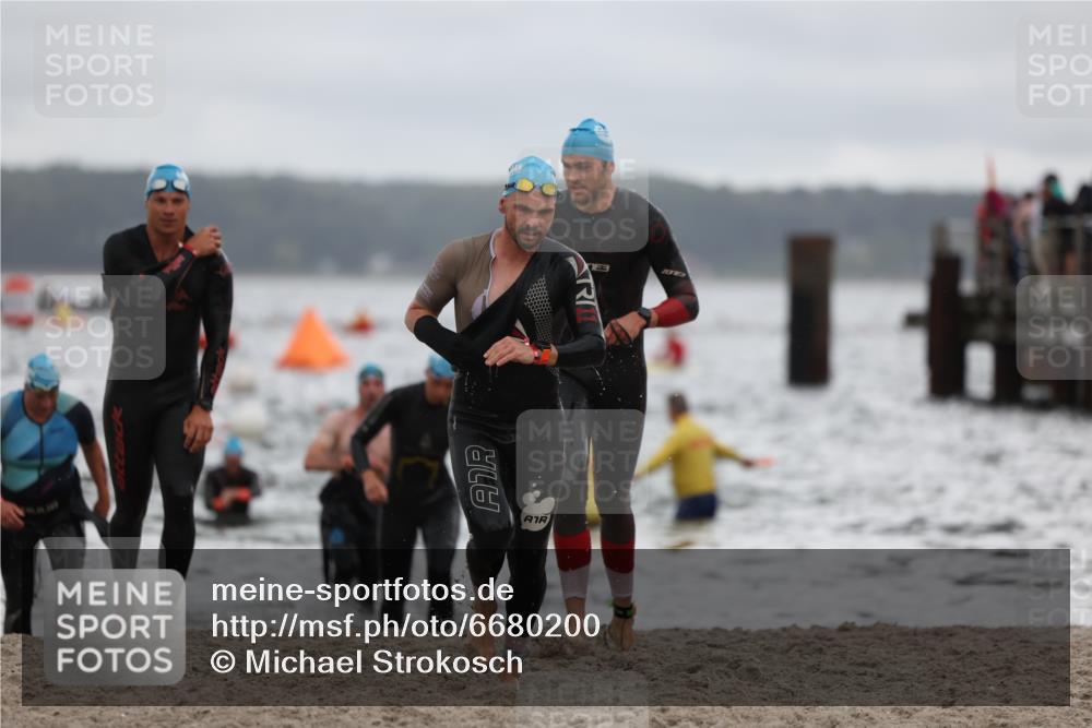 04.08.2024 - OstseeMan Michael Strokosch http://msf.ph/oto/6680200 04.08.2024 09:50:04 Schwimmen 228, 232, 253, 275, 276, 290, 299, 300, 349, 351, 1177, 1192, 1232, 1232, 1235, 1246, 1246, 1267, 1270, 1288, 1294 meine-sportfotos.de