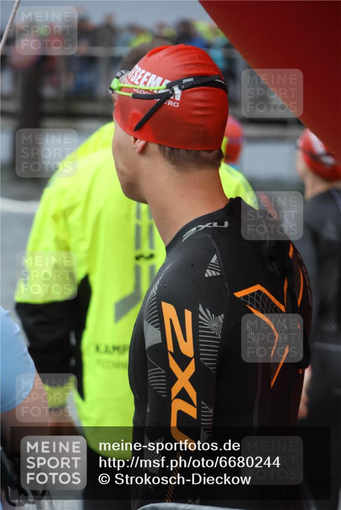 04.08.2024 - OstseeMan Strokosch-Dieckow http://msf.ph/oto/6680244 04.08.2024 06:40:28 Bevor dem Schwimmen  meine-sportfotos.de