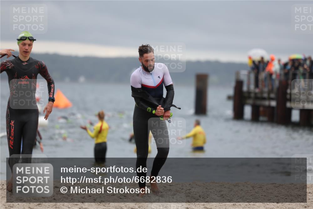 04.08.2024 - OstseeMan Michael Strokosch http://msf.ph/oto/6682836 04.08.2024 10:05:24 Schwimmen 444, 471, 505, 514, 518, 521, 560, 560, 594, 774 meine-sportfotos.de