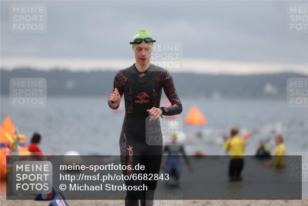 04.08.2024 - OstseeMan Michael Strokosch http://msf.ph/oto/6682843 04.08.2024 10:05:27 Schwimmen 415, 444, 471, 505, 514, 518, 521, 560, 560, 594 meine-sportfotos.de