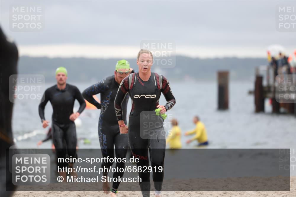 04.08.2024 - OstseeMan Michael Strokosch http://msf.ph/oto/6682919 04.08.2024 10:06:08 Schwimmen 387, 436, 470, 499, 515, 539, 541, 555, 587, 606 meine-sportfotos.de