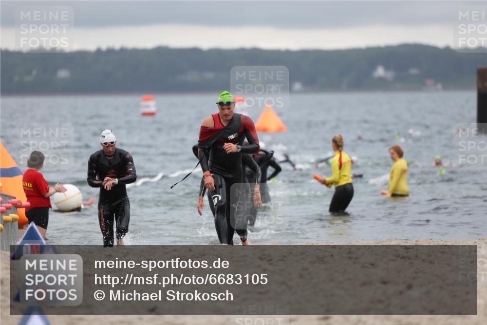 04.08.2024 - OstseeMan Michael Strokosch http://msf.ph/oto/6683105 04.08.2024 10:08:19 Schwimmen 598, 644, 652, 657, 658, 665 meine-sportfotos.de