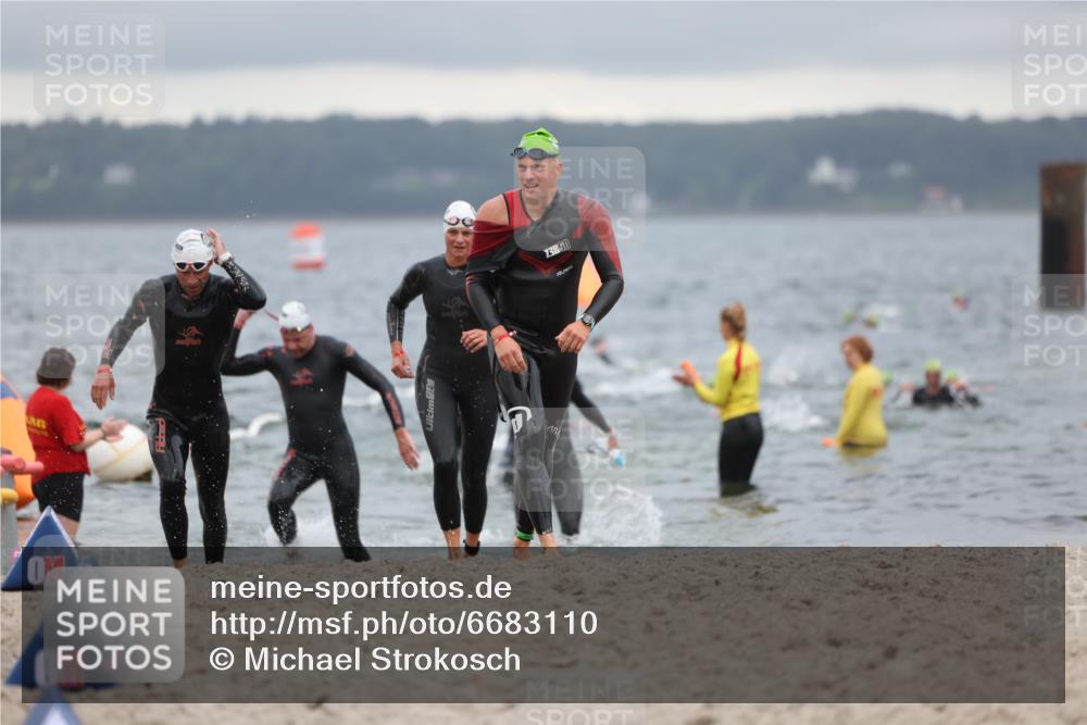 04.08.2024 - OstseeMan Michael Strokosch http://msf.ph/oto/6683110 04.08.2024 10:08:21 Schwimmen 598, 644, 652, 657, 658, 665 meine-sportfotos.de
