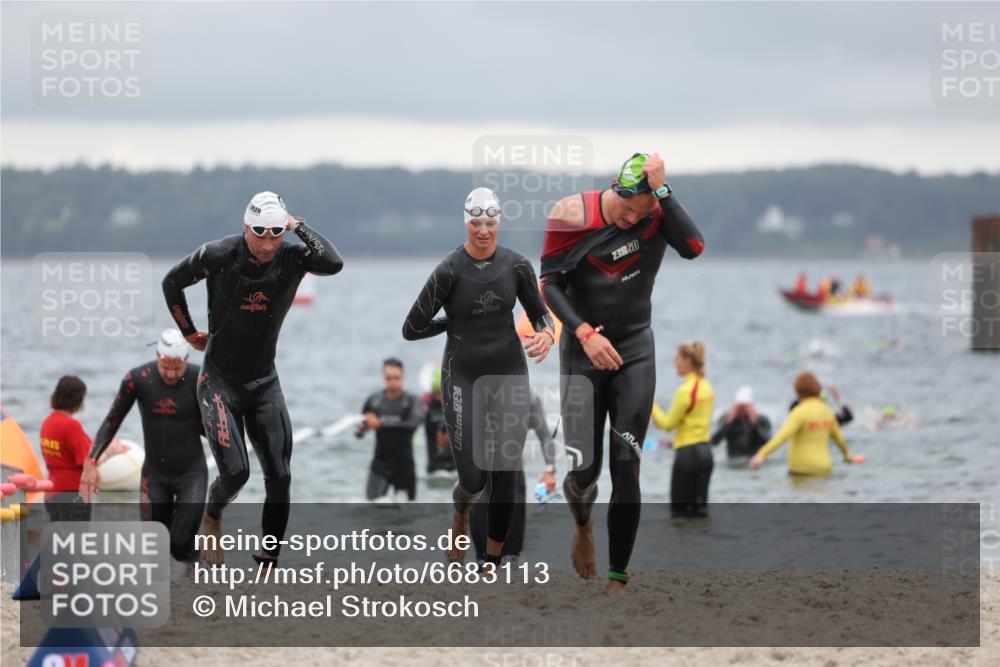 04.08.2024 - OstseeMan Michael Strokosch http://msf.ph/oto/6683113 04.08.2024 10:08:23 Schwimmen 598, 644, 652, 657, 658, 665 meine-sportfotos.de