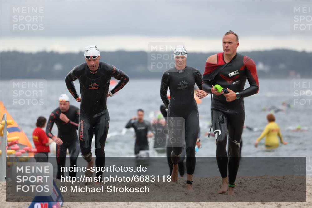 04.08.2024 - OstseeMan Michael Strokosch http://msf.ph/oto/6683118 04.08.2024 10:08:24 Schwimmen 598, 644, 652, 657, 658, 665 meine-sportfotos.de