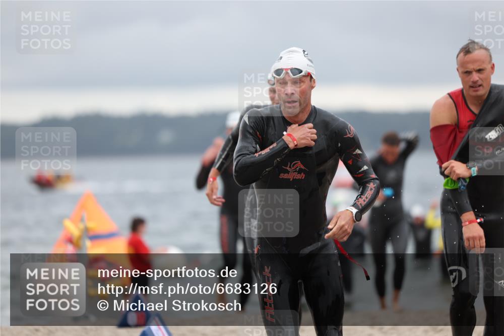 04.08.2024 - OstseeMan Michael Strokosch http://msf.ph/oto/6683126 04.08.2024 10:08:28 Schwimmen 598, 644, 652, 657, 658, 665, 710, 727 meine-sportfotos.de