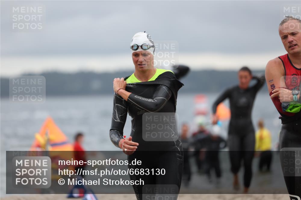 04.08.2024 - OstseeMan Michael Strokosch http://msf.ph/oto/6683130 04.08.2024 10:08:29 Schwimmen 598, 644, 652, 657, 658, 665, 710, 727 meine-sportfotos.de