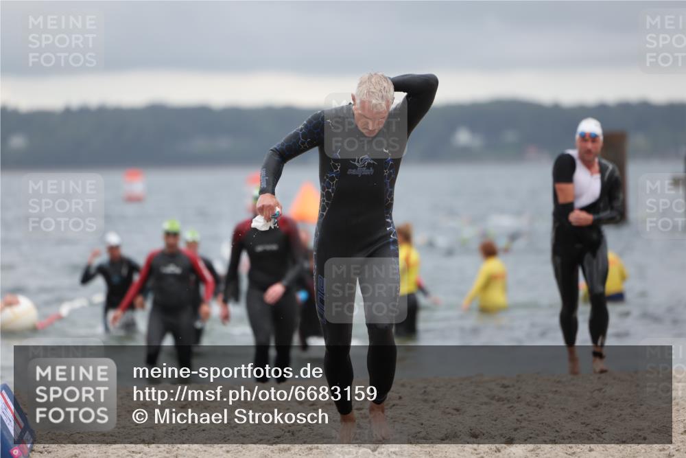 04.08.2024 - OstseeMan Michael Strokosch http://msf.ph/oto/6683159 04.08.2024 10:08:40 Schwimmen 532, 542, 598, 644, 652, 657, 665, 710, 727 meine-sportfotos.de